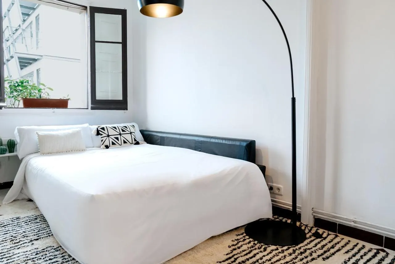 Alma Azul Consell De Cent Apartment Barcelona