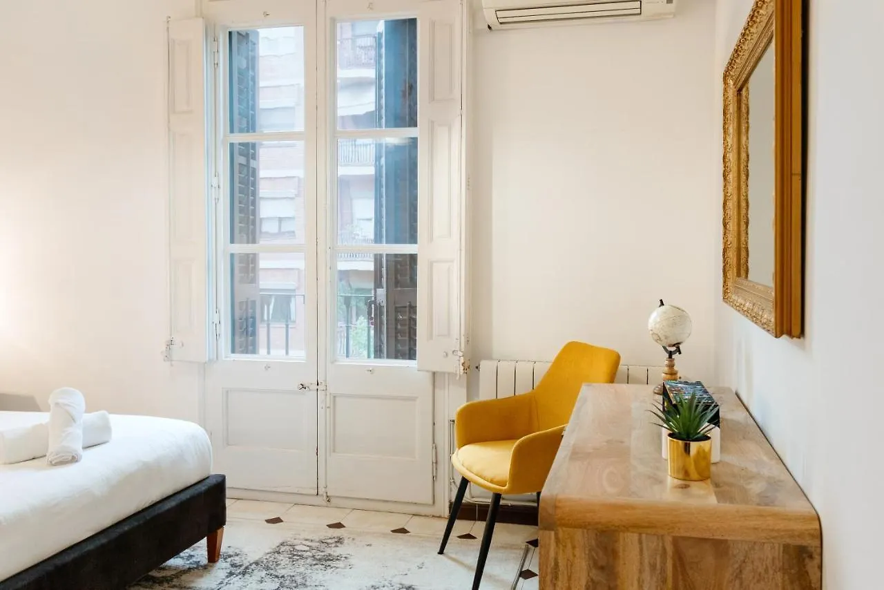 Alma Azul Consell De Cent Apartment Barcelona
